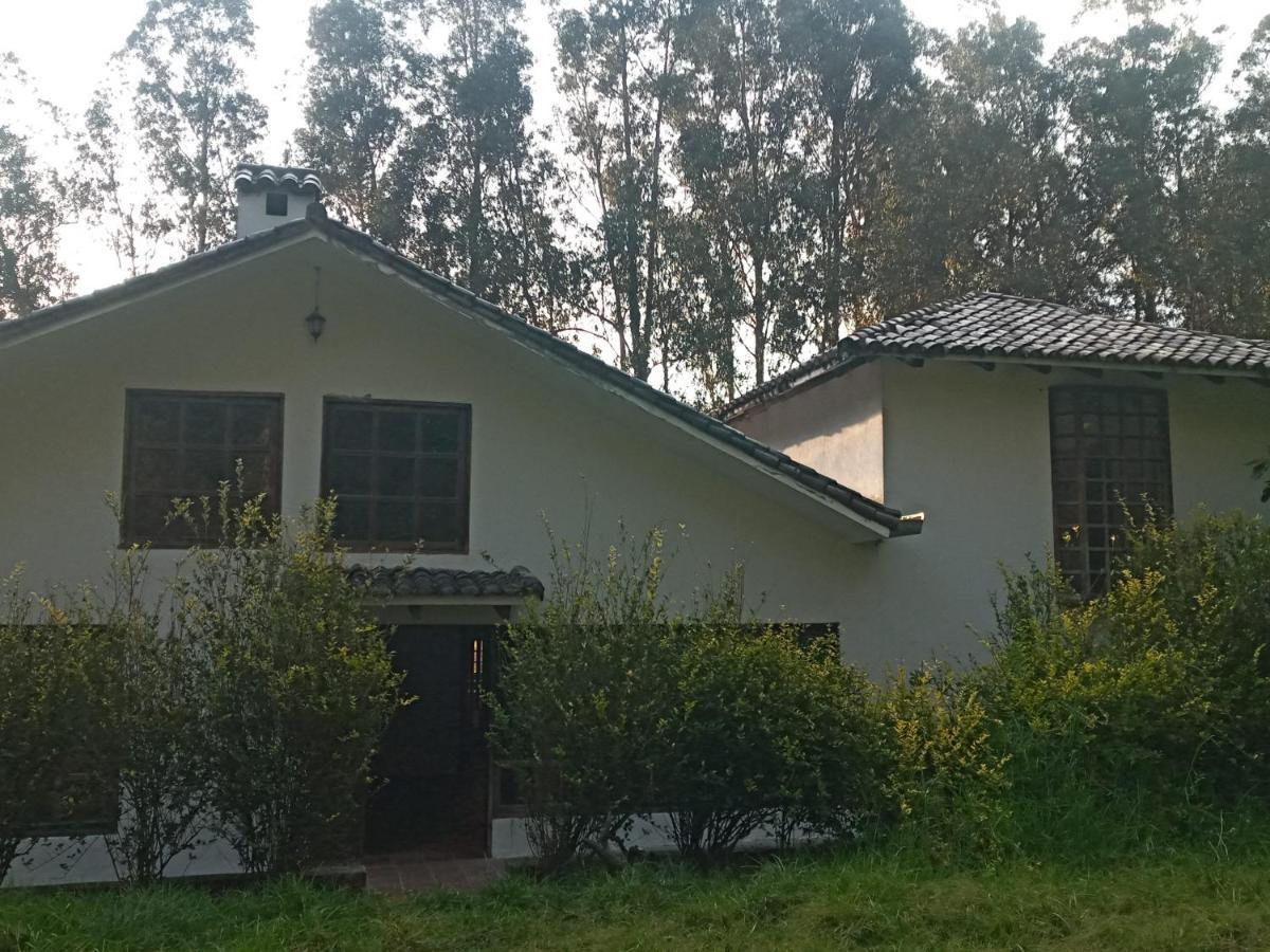 Quinta Los Eucaliptos Villa Quito Dış mekan fotoğraf